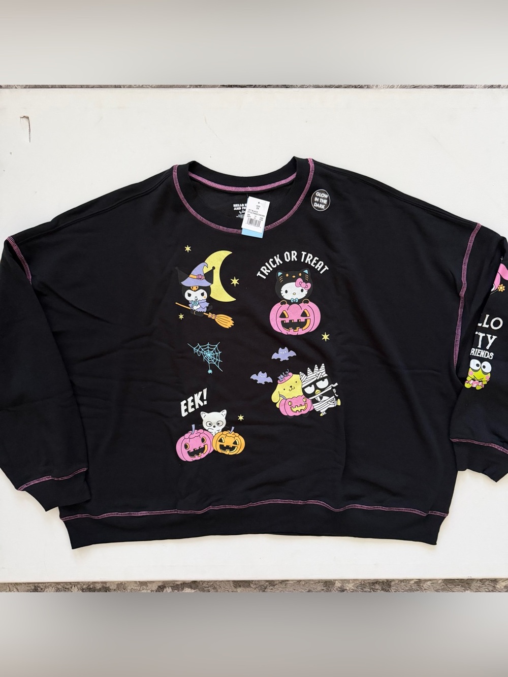 Hello Kitty Women’s Halloween Graphic Sweatshirt Size 3X